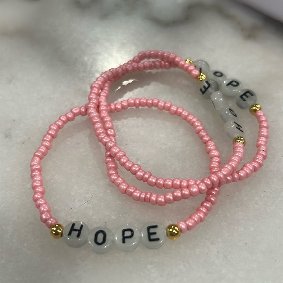 HOPE Letter Bead Stretch Bracelet Glow in the Dark - Picture 3 of 5